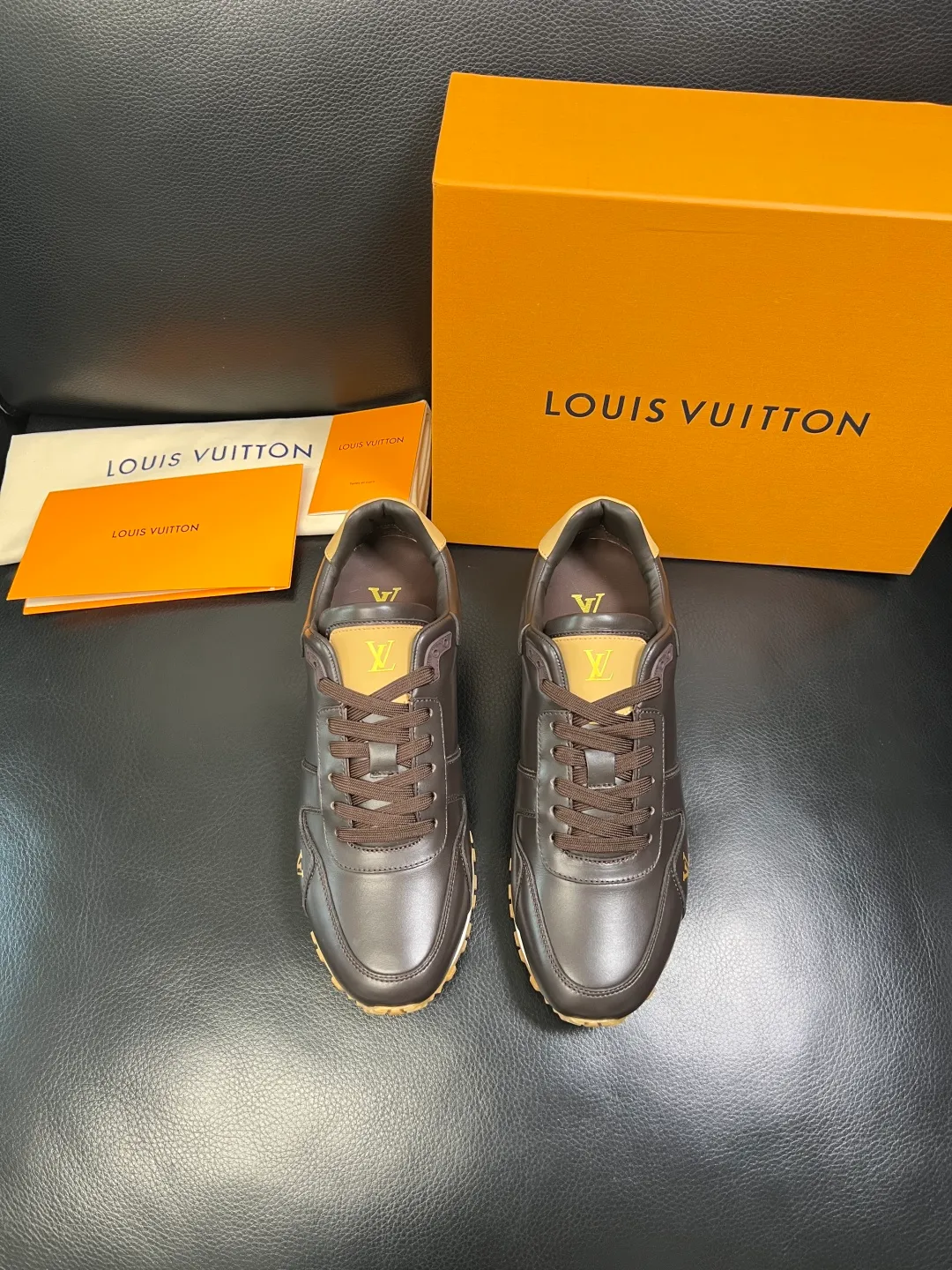 Men's shoes 💰740 Lv high quality top handicrafts Louis Vuitton, counters are equipped with the original factory, the uppers are imported from Italy, high-quality splicing colorful complex crafts, imported cowhide lining is soft and comfortable, soles: original soles specially provided by the original factory, T men's shoes 💰U exclusive movable molded soles are super comfortable, original factory single goods, code number 39-44 (customized 45)